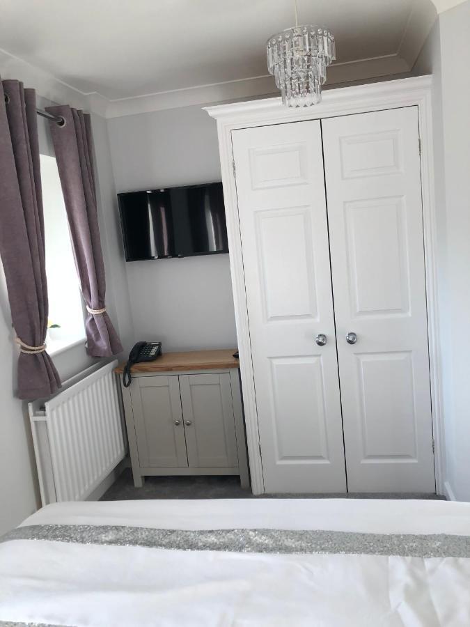 Old Hunters Lodge Whipsnade Limited المظهر الخارجي الصورة