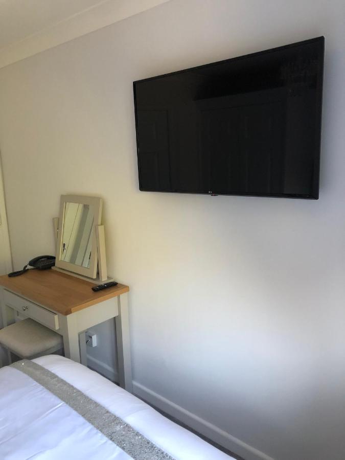 Old Hunters Lodge Whipsnade Limited المظهر الخارجي الصورة