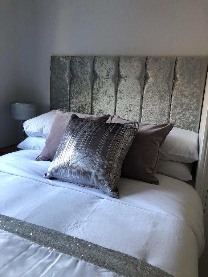 Old Hunters Lodge Whipsnade Limited المظهر الخارجي الصورة